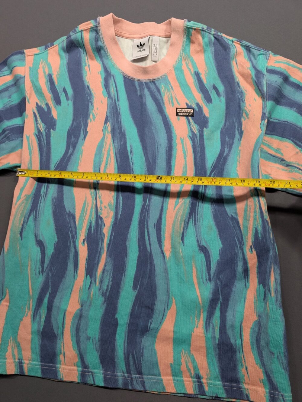 Adidas Originals Men's All-Over Print T-Shirt Medium Multicolor